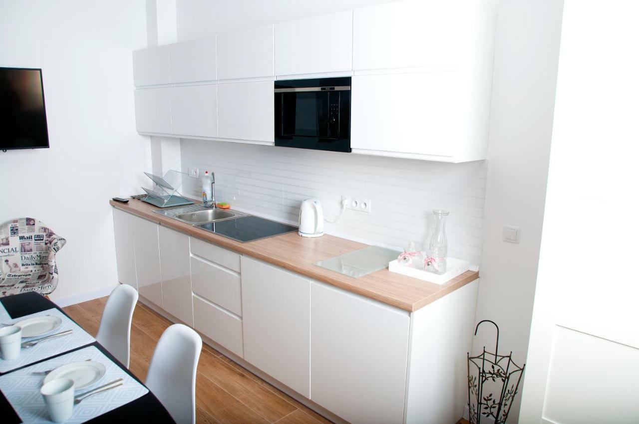 Apartament Ikar - 2 Pokojowy Przy Morzu Z Wlasnym Ogrodkiem Pobierowo Exterior photo